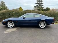 JAGUAR XKR