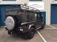 LAND ROVER DEFENDER 110
