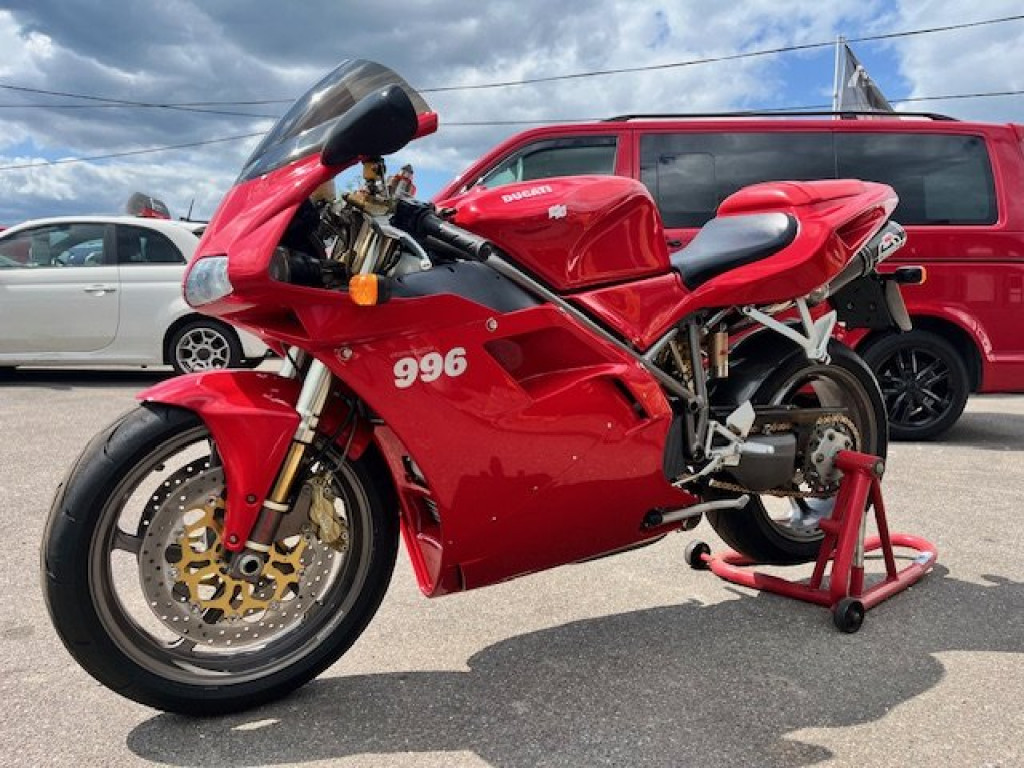 2000 Ducati 996