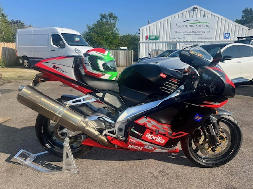 2002 Aprilia Rsv1000
